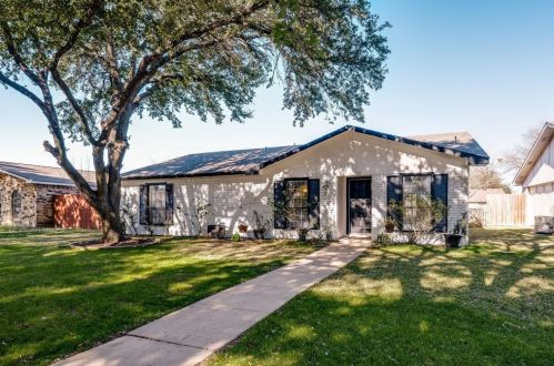 5021 Arbor Glen Rd, Frisco, TX 75056-2555