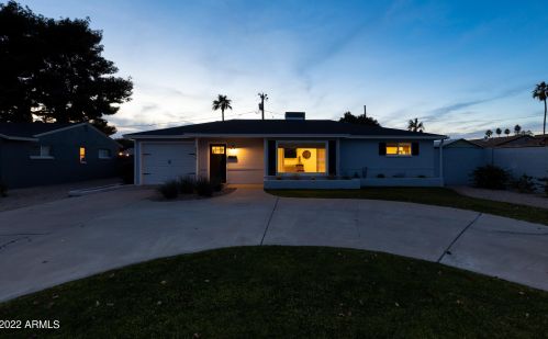 5744 12 St, Phoenix AZ 85086-7351 exterior