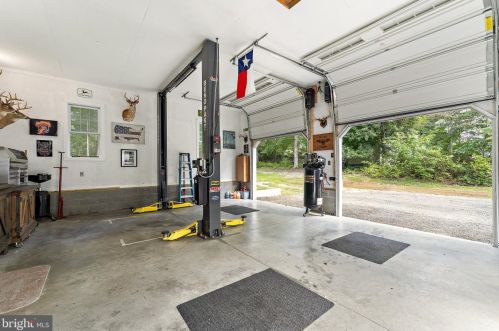 8705 Boulevard Of The Generals, Spotsylvania VA 22553-3809 exterior