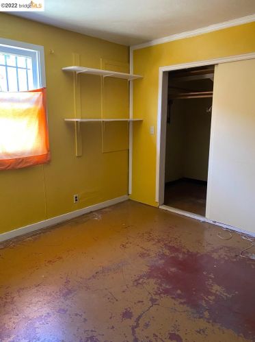 6035 Holway St, Oakland CA  94621-4137 exterior
