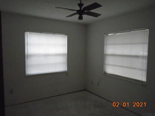 26 Farraday Ln, Palm Coast, FL 32137-8111