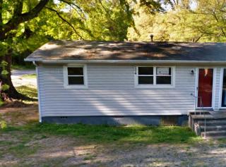 504 Peachtree St, Dallas NC  28034-2160 exterior