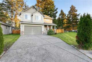 15711 8th Avenue Ct, Tacoma, WA 98445-2822