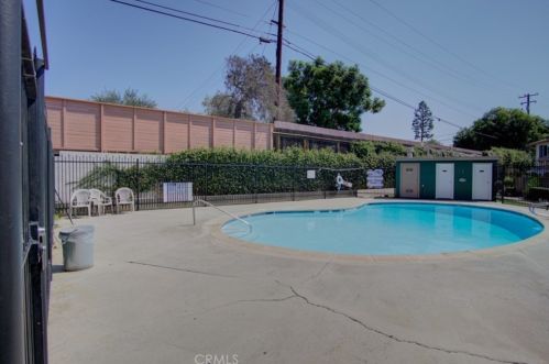 8221 Erskine Grn, Buena Park CA  90621-1139 exterior