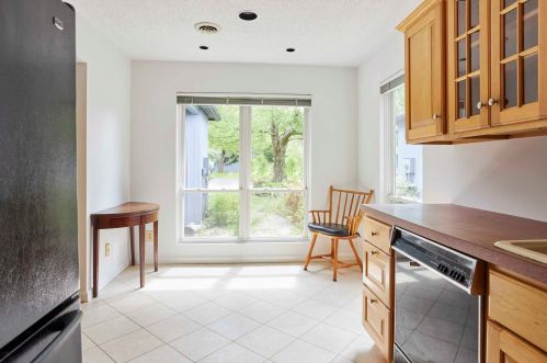 37 North Loop, Rhinebeck NY  12572-1921 exterior