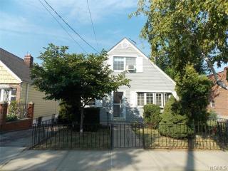 1045 Quincy Ave, Bronx, NY 10465-1914