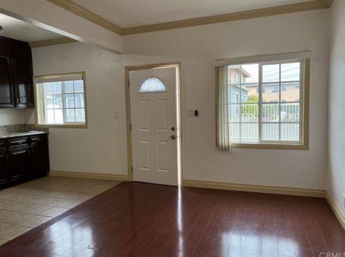 4444 115th St, Hawthorne CA  90250-2271 exterior