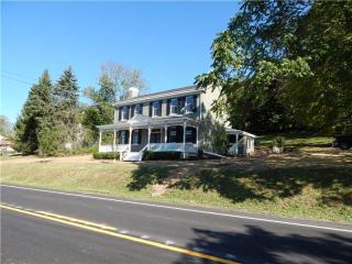 1595 Beau St, Washington, PA 15301-9506