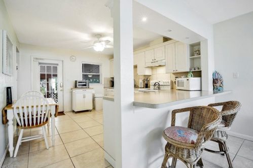 228 Fairweather Ln, Fort Myers Beach FL  33931-3227 exterior