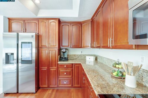 4330 Fairlands Dr, Pleasanton CA  94588-3428 exterior