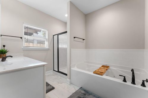 31 8th Ave, Shalimar FL  32579-1806 exterior