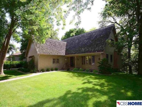 505 Martin Dr, Bellevue, NE 68005-4730