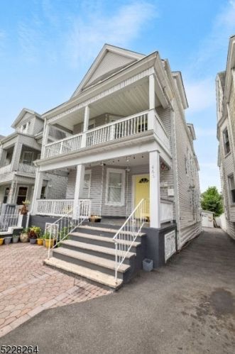 465 Park Ave, East Orange NJ  07017-2506 exterior