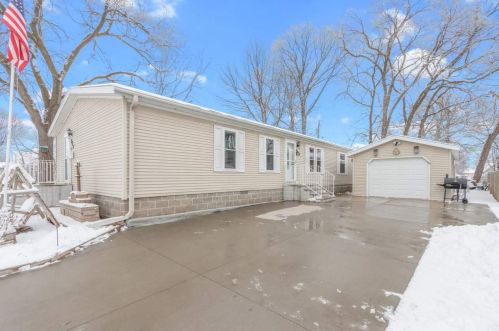 517 Oakland Ave, Green Bay, WI 54303-1636