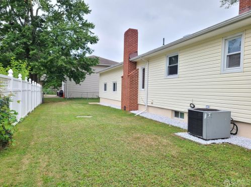 900 Nelson Pl, Piscataway, NJ 08854-3226