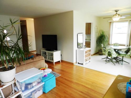 3854 Johns St, Madison, WI 53714-2828