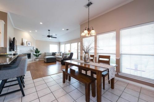 3320 Cooper Br, Denton TX  76209-7906 exterior