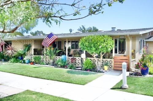 13621 Alderwood Ln, Seal Beach, CA 90740-3983