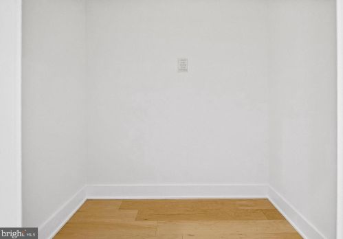 1601 2nd St, Philadelphia PA 19133-0033 exterior