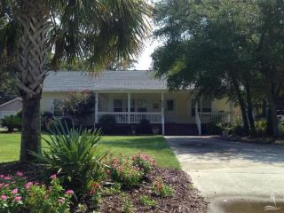 2592 Waterscape Dr, Supply NC  28462-5640 exterior