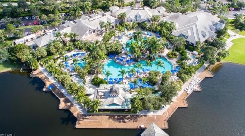 3960 Deer Crossing Ct, Naples FL  34114-6413 exterior