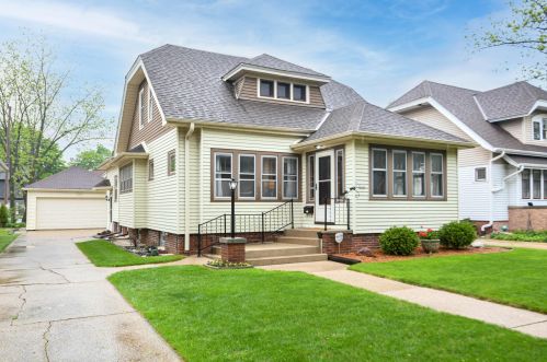 2141 59, Milwaukee WI 53219-1549 exterior