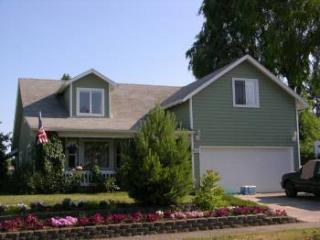 945 Main St, Yamhill, OR 97148-8636