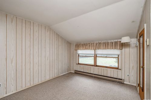 3 Mansfield Ln, Elwood NY  11731-4132 exterior