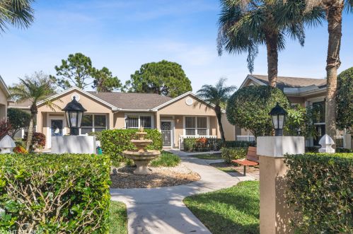 505 San Remo Cir, Fort Pierce, FL 34986-2174