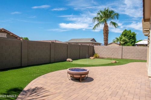 15621 Laurel Ln, Sun City, AZ 85379-1012