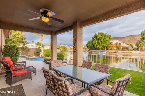 5676 Abraham Ln, Glendale, AZ 85308-6243