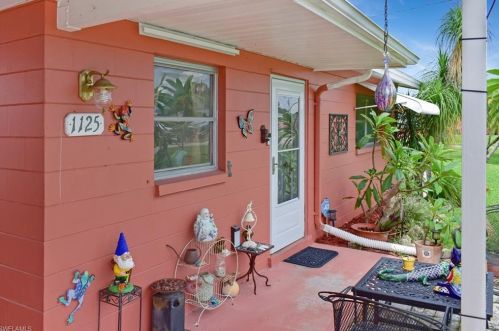 1125 Broad St, Lehigh Acres FL  33936-6521 exterior