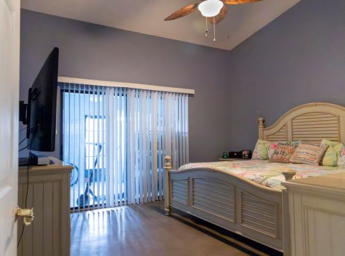 1860 Primrose Ln, West Palm Beach FL  33414-8673 exterior