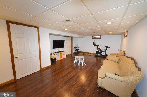 125 Garfield Ave, Blenheim NJ  08012-1119 exterior