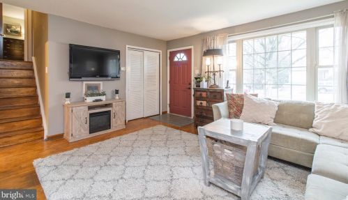 1611 Buttonwood Rd, Flourtown PA  19031-2202 exterior