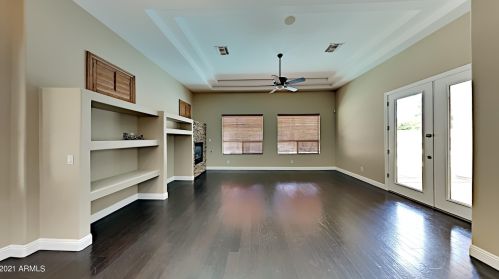 4450 Ford Ave, Gilbert, AZ 85234-7477