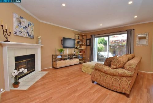 984 Springview Cir, San Ramon CA  94583-4721 exterior
