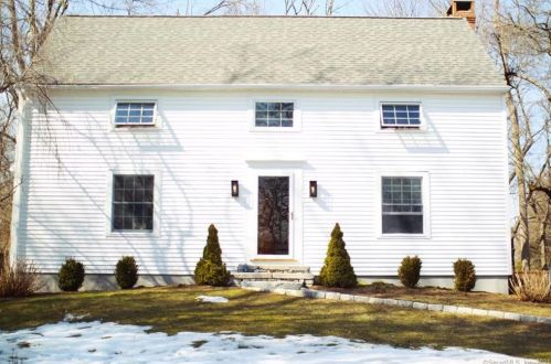 26 Rowland Ln, Ridgefield, CT 06877-5021