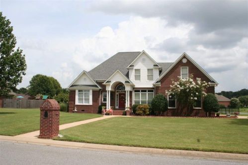 1812 Fairway Dr, Dyersburg, TN 38024-8871