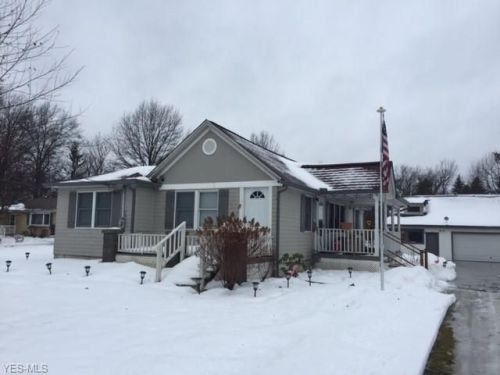 15030 Prospect Rd, Cleveland, OH 44149-4850