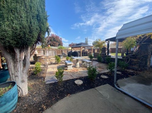 1609 Marty Ct, Modesto CA  95350-0514 exterior