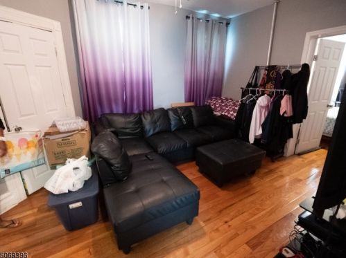 9 17th St, East Orange NJ  07017-5119 exterior