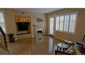 23902 Calle Del Sol Dr, Santa Clarita CA  91354-3011 exterior