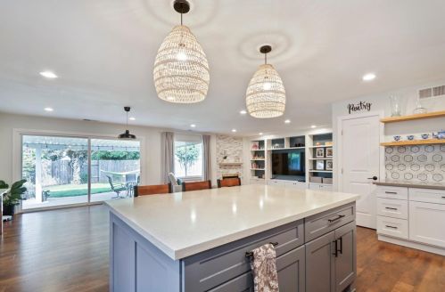 10655 Valley View Dr, Rancho Cordova CA  95670-2468 exterior