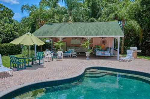 5175 8 St, Vero Beach FL 32968-9712 exterior