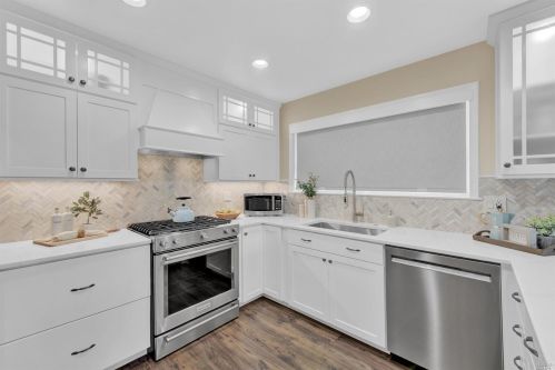 1000 Woodridge Dr, Vacaville CA  95687-6440 exterior