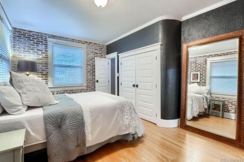 580 Corona St, Denver CO 80218-3940 exterior