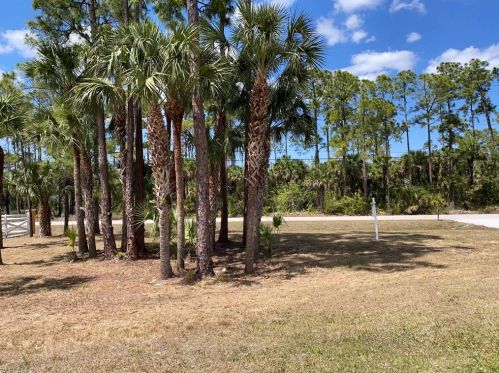 3160 22nd Ave, Naples FL  34117-8806 exterior