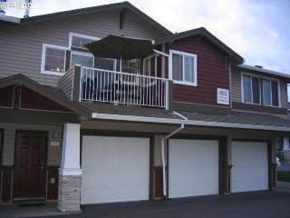 1831 193rd Ave, Beaverton, OR 97006-6219