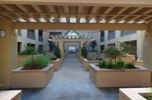 30 Julian St, San Jose CA  95110-2472 exterior